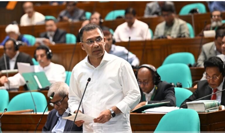 প্রাথমিকে বিনামূল্যে স্কুল ড্রেস দেবে সরকার