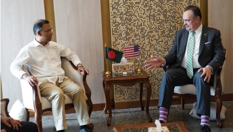 জ্বালানি নিয়ে মার্কিন রাষ্ট্রদূতের সঙ্গে প্রধানমন্ত্রীর আলোচনা