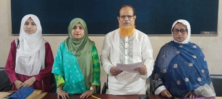 যশোরে ভাড়া না দিয়ে ভবন দখলের অভিযোগে সংবাদ সম্মেলন