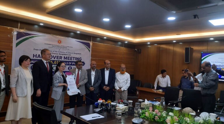 ৩ লাখ ৮০ হাজার ডোজ পোলিও ভ্যাকসিন দিল চীনা প্রতিষ্ঠান সিনোভ্যাক