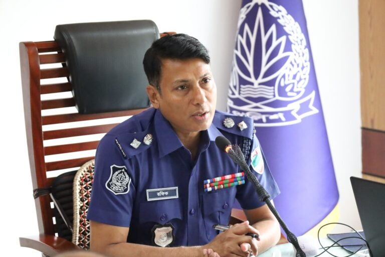 ঈদুল আজহা উপলক্ষে যশোরে পশুর হাটের ইজারাদারদের সঙ্গে আইন-শৃঙ্খলা সভা অনুষ্ঠিত