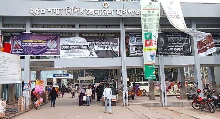 যশোর জেনারেল হাসপাতালে দালালবিরোধী মোবাইল কোর্ট, আটক নেই