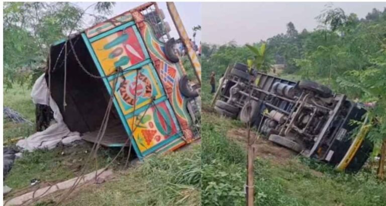 টাঙ্গাইলে ট্রাক উল্টে ১৭ জন নিহত