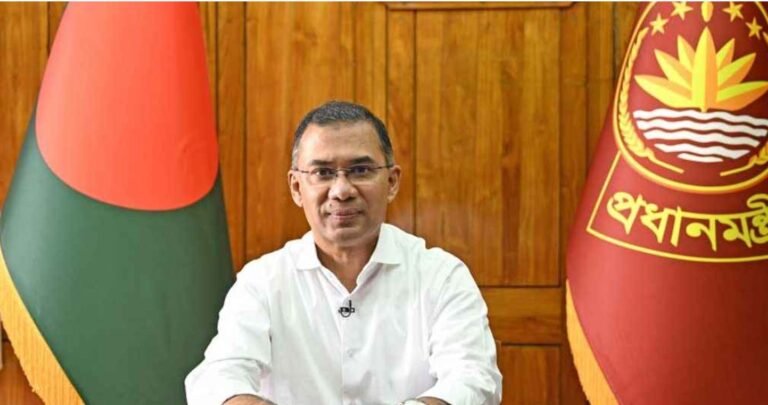 গণতন্ত্রকে প্রাতিষ্ঠানিক রূপ দেওয়ার লক্ষ্যে সরকার কাজ করে যাচ্ছে: প্রধানমন্ত্রী