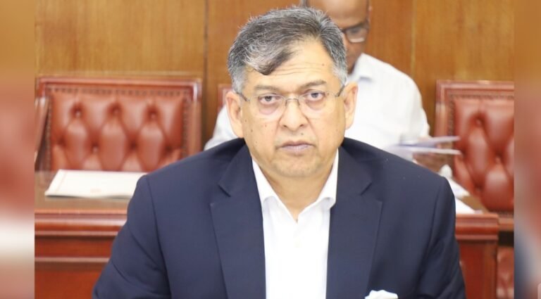 আইনশৃঙ্খলা পরিস্থিতি নিয়ন্ত্রণে কঠোর অবস্থানে সরকার : স্বরাষ্ট্রমন্ত্রী