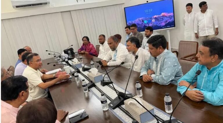 পরিচ্ছন্নতাকর্মীদের প্রধানমন্ত্রীর ঈদ উপহার