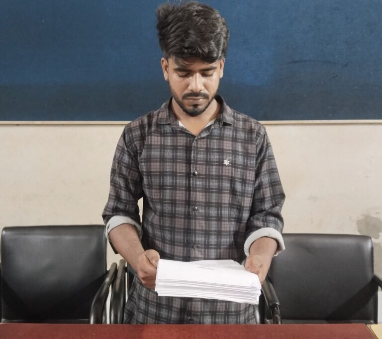 ঝিকরগাছা মাদ্রাসায় নিয়োগে অনিয়মের অভিযোগ সংবাদ সম্মেলনে ভুক্তভোগীর দাবি