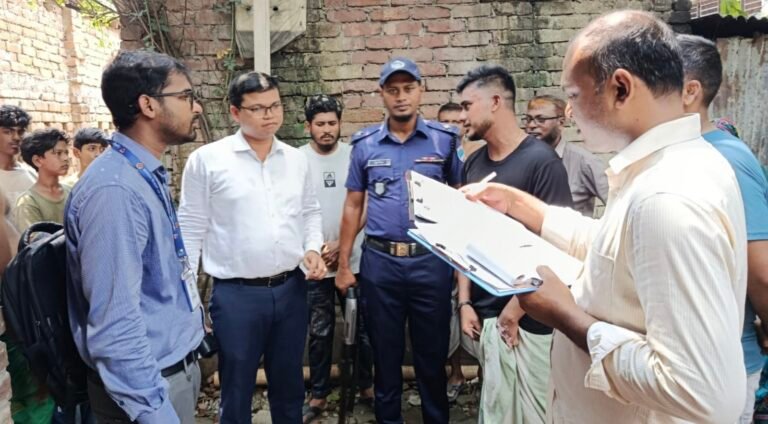 যশোরে এলপি গ্যাস ব্যবসায়ীদের বিরুদ্ধে ভ্রাম্যমাণ আদালত, জরিমানা ১ লাখ ৮ হাজার টাকা