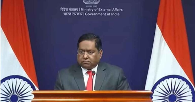 দিল্লিতে প্রধানমন্ত্রীর উপদেষ্টাকে হেনস্তার ব্যাখ্যা দিল ভারত