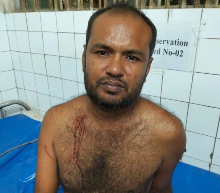 যশোরে যুবককে ছুরিকাঘাতে হত্যা চেষ্টা থানায় লিখিত অভিযোগ