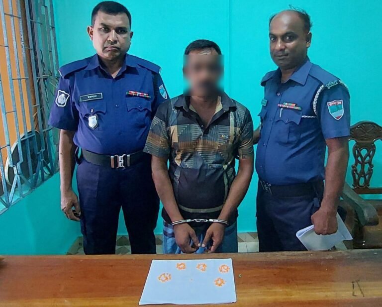 বাঘারপাড়ায় ১০১ পিস ইয়াবাসহ মাদক কারবারি গ্রেফতার