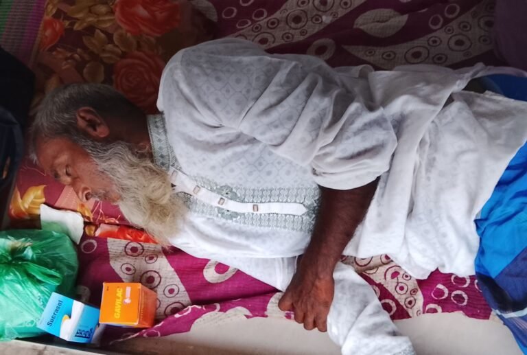 মনিরামপুরে অজ্ঞান পার্টির কবলে দাদা নাতি গরু বিক্রির ৭০ হাজার টাকা খোয়ালেন