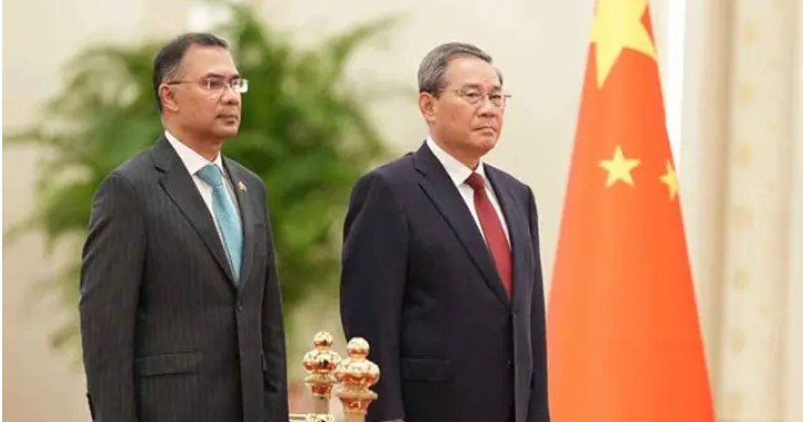 গ্রেট হলে প্রধানমন্ত্রীকে উষ্ণ অভ্যর্থনা