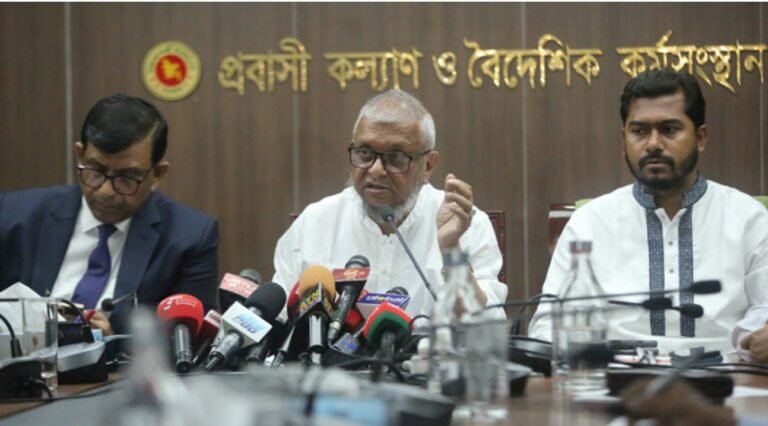 কর্মীদের কষ্টের টাকা নিয়ে ছিনিমিনি খেললে কাউকে ছাড় নয়