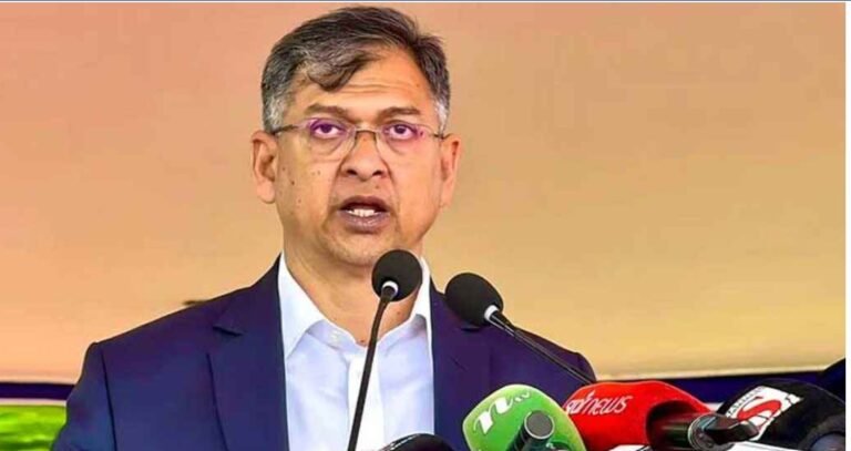 আওয়ামী লীগ কোনো রাজনৈতিক দল নয় একটি মাফিয়া পার্টি : স্বরাষ্ট্রমন্ত্রী