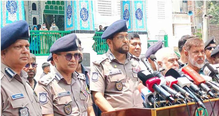 আ.লীগের পরিকল্পনা ভেস্তে দিয়েছি: ডিএমপি কমিশনার