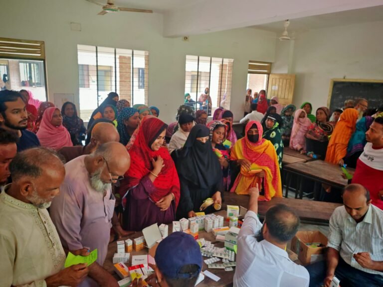 যশোর সিংহঝুলি ইউনিয়নে দিনব্যাপী ফ্রি মেডিকেল ক্যাম্প অনুষ্ঠিত