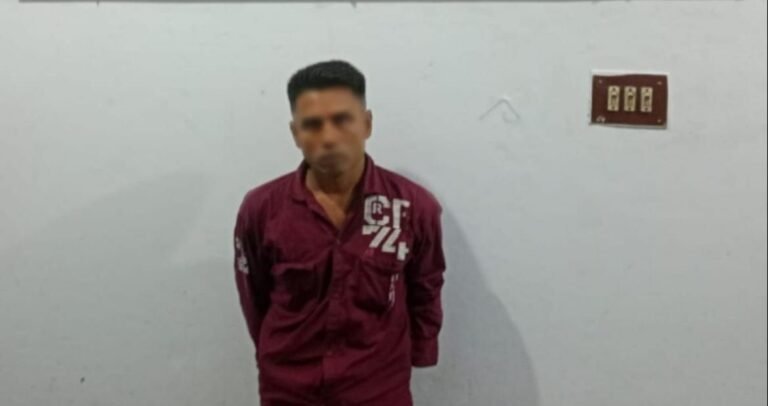 নড়াইলের চাঞ্চল্যকর ফকির আলীনুর হ/ত্যা মামলার ১ নম্বর আসামি সাতক্ষীরা থেকে গ্রে/প্তা/র