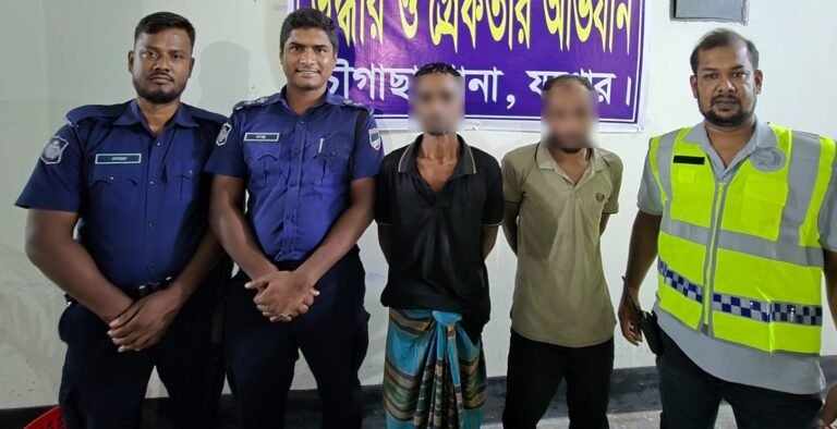 চৌগাছায় ৪০ পিস ইয়াবাসহ দুইজন গ্রেপ্তার