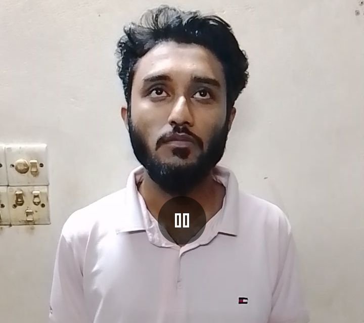 যশোরে নিষিদ্ধ ছাত্রলীগের সাবেক নেতা রিয়াদ গ্রেপ্তার, কারাগারে প্রেরণ