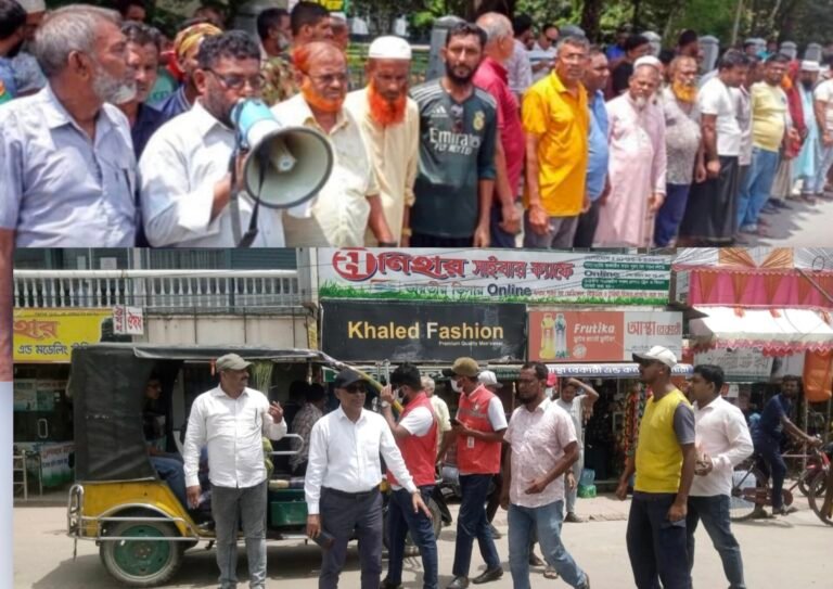 যশোরে অবৈধ রিকশা-ইজিবাইকবিরোধী অভিযান, প্রতিবাদে শ্রমিকদের মানববন্ধন