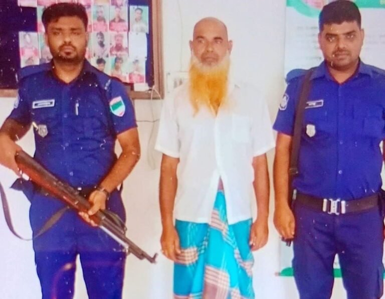 যশোরে বিএনপি কার্যালয়ে অগ্নিসংযোগ মামলায় ইউপি সদস্য টিপু গ্রেপ্তার