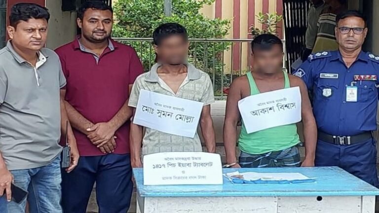 অভয়নগরে পুলিশের অ,ভি,যা,নে ১ হাজার ৪১৭ পিস ই,য়া,বা,সহ দুই মা,দ,ক কা,র,বা,রি গ্রে,প্তা,র