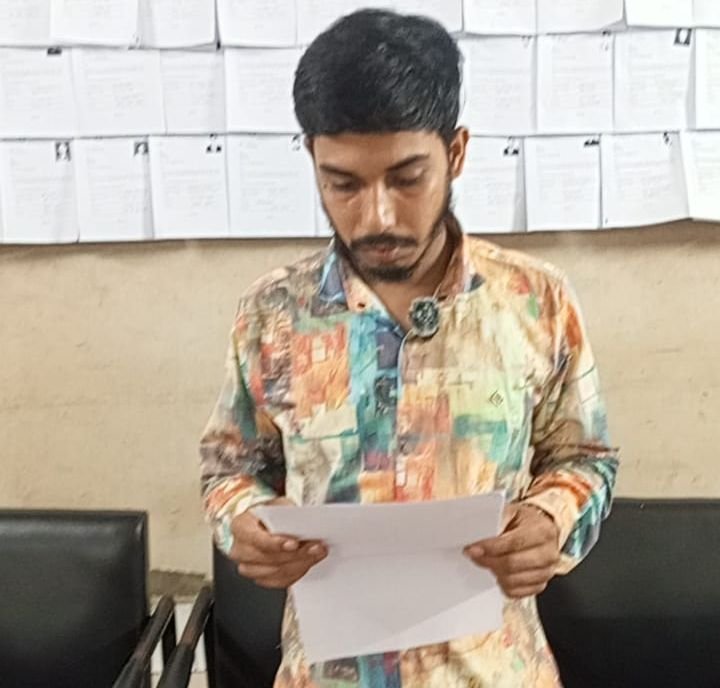 অভয়নগর থানার ওসি বিরুদ্ধে সংবাদ সম্মেলন প্রেসক্লাব যশোরে 
