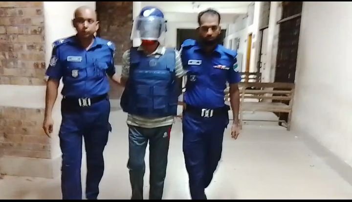 যশোরে কার্যক্রম নিষিদ্ধ যুবলীগ নেতা আজাদ ফের গ্রেপ্তার আদালতে সোপর্দ