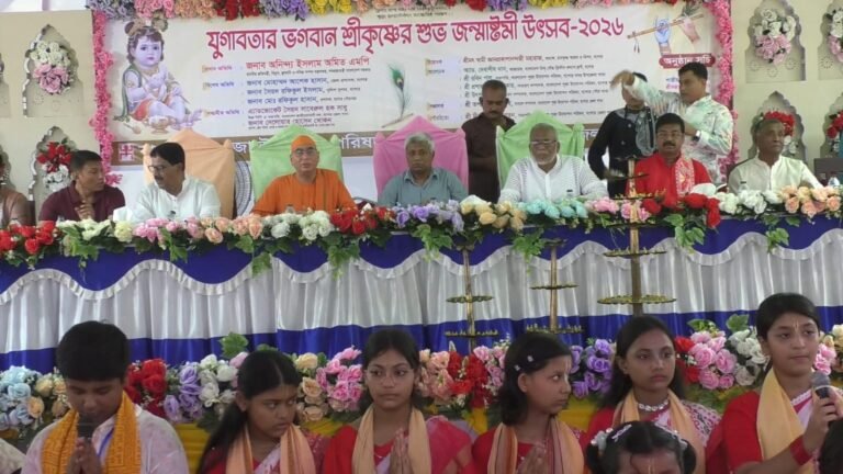 ধর্মীয় ভাবগাম্ভীর্যে যশোরে শ্রীকৃষ্ণের জন্মাষ্টমী উদযাপন