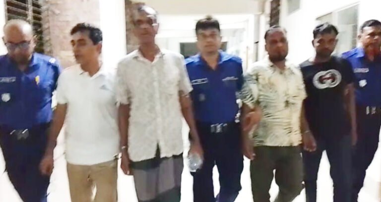যশোর জেলার বিভিন্ন থানায় নাশকতা ও সন্ত্রাসবিরোধী আইনের মামলায় ১৫ জন আ,ট,ক